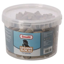 Snack paard Luzerne blokjes 2kg Smulti